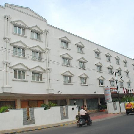 Parijatha Gateway Hotel Bangalore Exterior photo