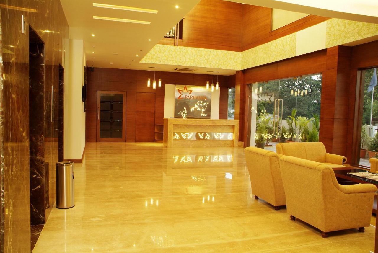 Parijatha Gateway Hotel Bangalore Exterior photo